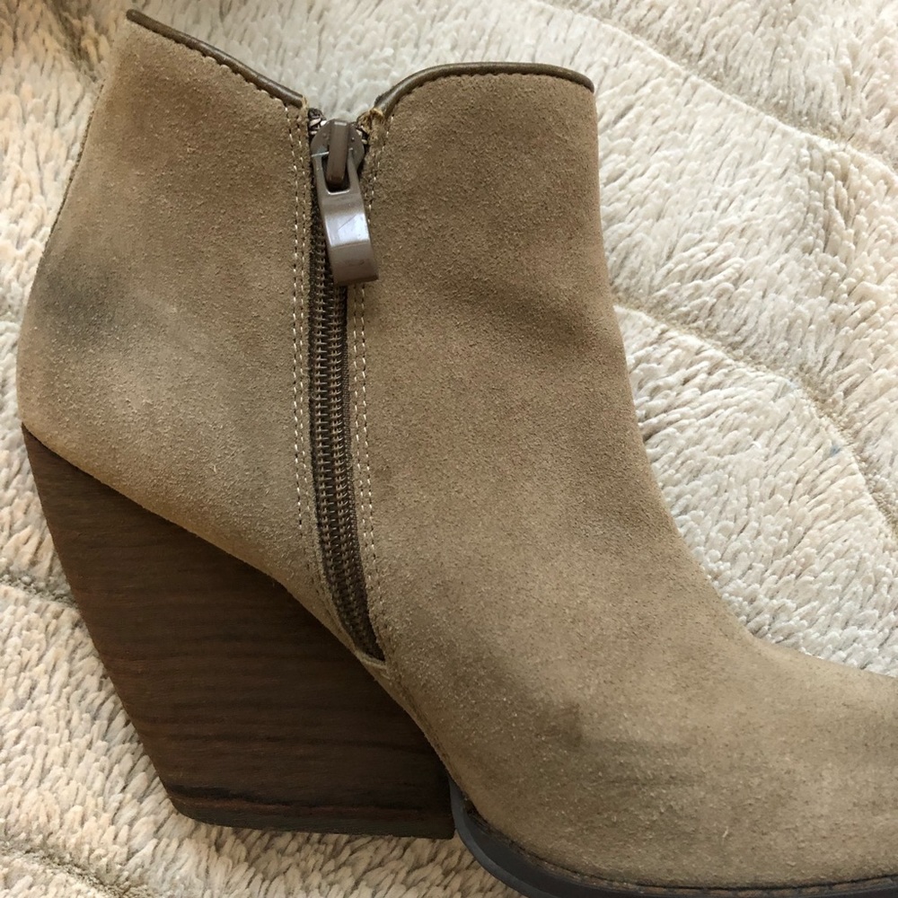 Heeled Booties - Picture 2 of 7